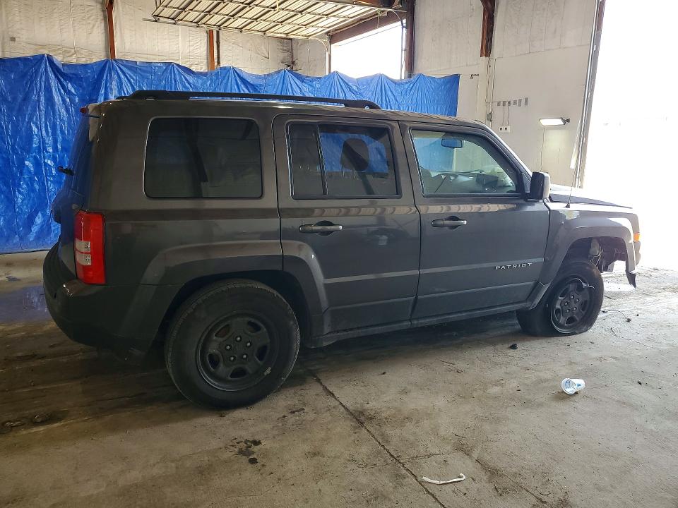 55304296 :رقم المزاد ، 1C4NJPBA0GD600988 vin ، 2016 Jeep Patriot مزاد بيع