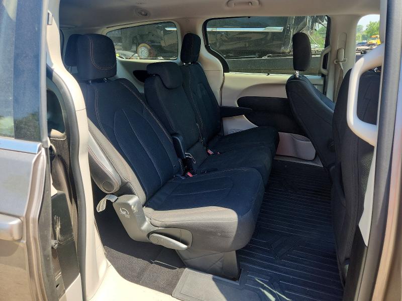 Продаж на аукціоні авто 2018 Chrysler Pacifica, vin: 2C4RC1FG9JR131458, номер лоту: 53911856