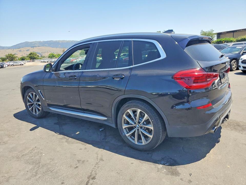52496056 :رقم المزاد ، 5UXTR9C5XJLC80297 vin ، 2018 Bmw X3 مزاد بيع