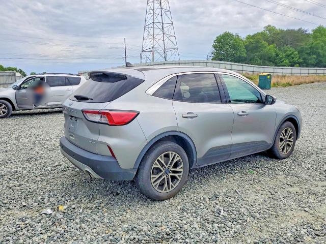 2022 Ford Escape მანქანა იყიდება აუქციონზე, vin: 1FMCU9H90NUA43550, აუქციონის ნომერი: 52482346
