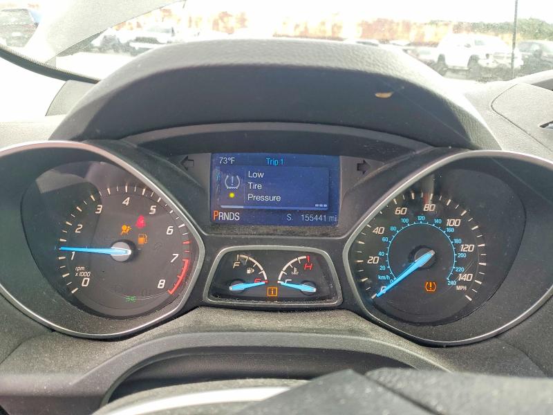 2015 Ford Escape მანქანა იყიდება აუქციონზე, vin: 1FMCU0F71FUA25542, აუქციონის ნომერი: 55396516