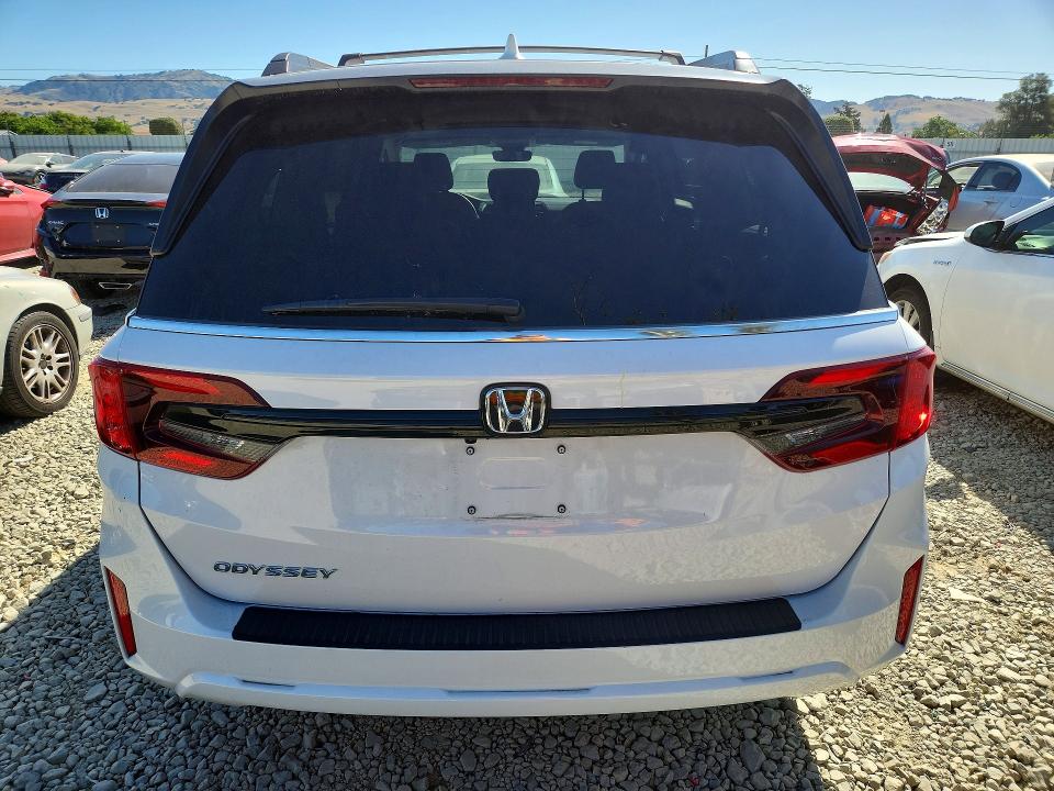 53232816 :رقم المزاد ، 5FNRL6H62TB002445 vin ، 2026 Honda Odyssey مزاد بيع