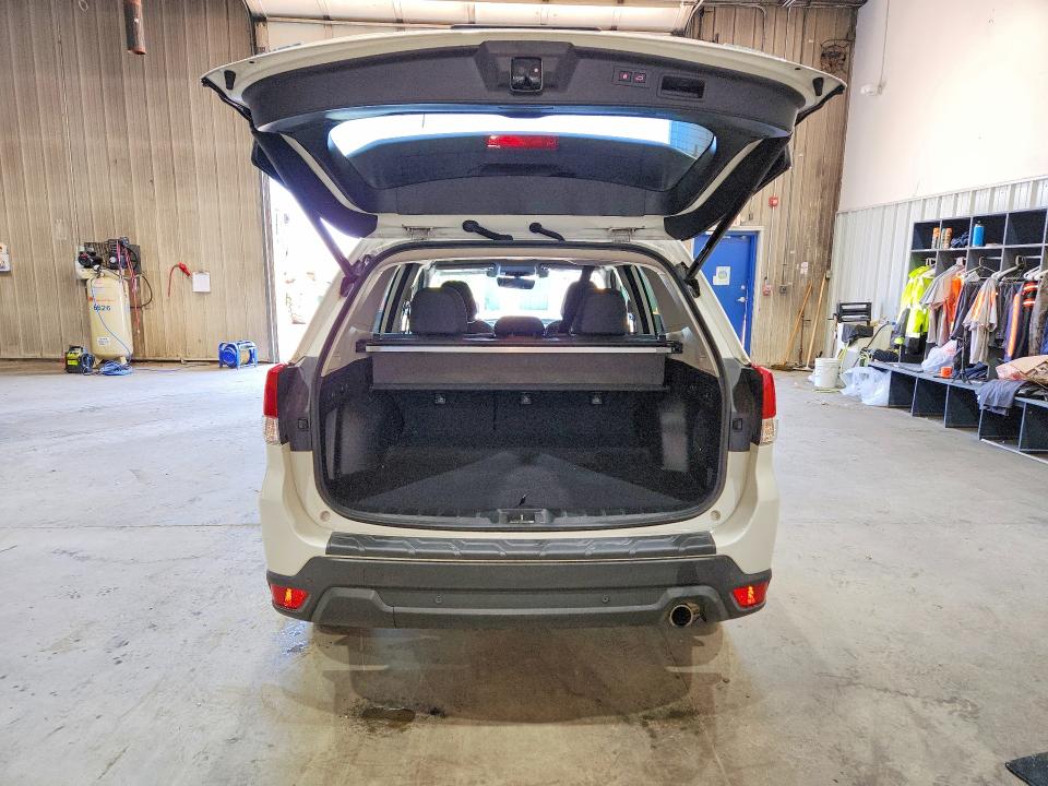 Продаж на аукціоні авто 2019 Subaru Forester, vin: JF2SKAUC1KH559897, номер лоту: 54803886