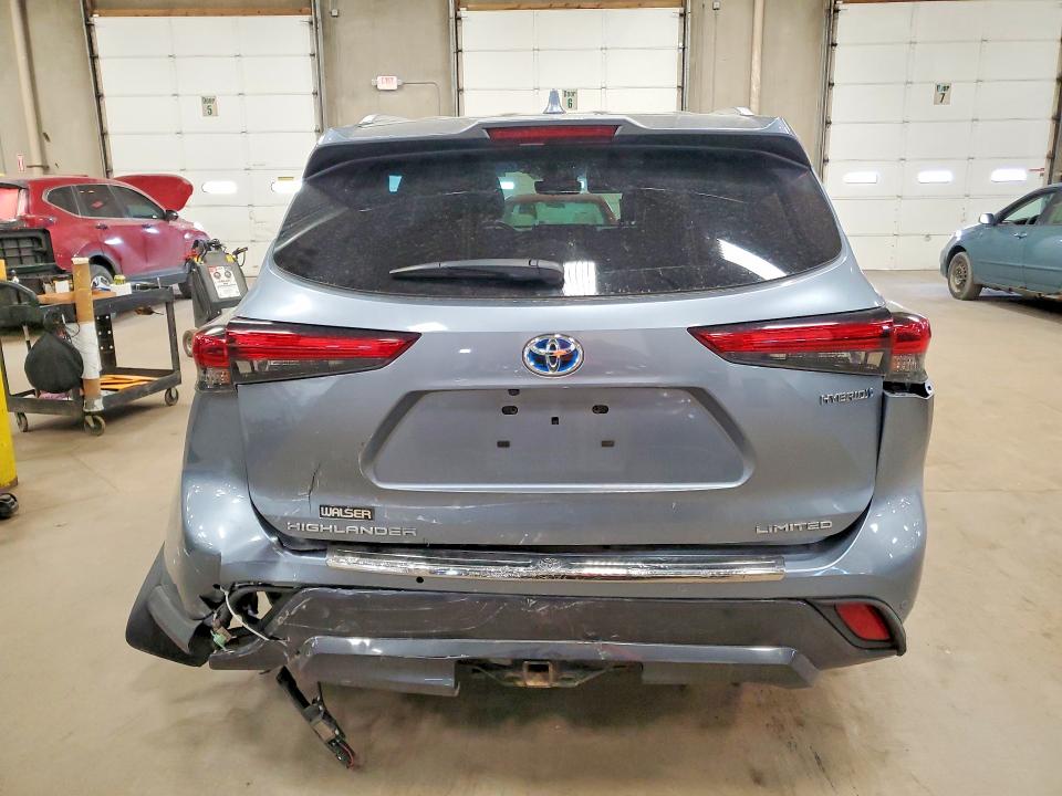 Продажа на аукционе авто 2022 Toyota Highlander Hybrid, vin: 5TDXBRCH5NS077885, номер лота: 51991516