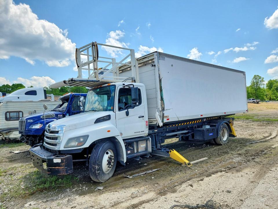 57994846 :رقم المزاد ، 5PVNV8JT0J4S54851 vin ، 2018 Hino Hino 338 مزاد بيع