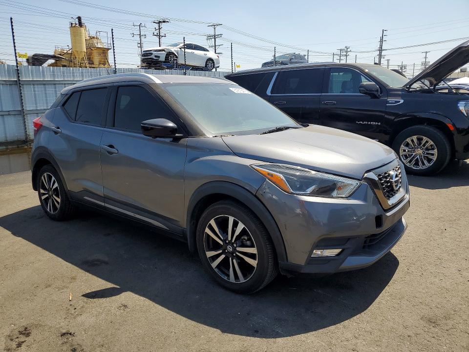 2019 Nissan Kicks მანქანა იყიდება აუქციონზე, vin: 3N1CP5CUXKL527007, აუქციონის ნომერი: 51815476