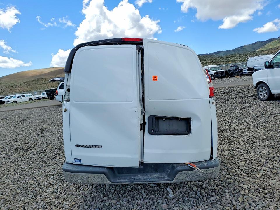 Aukcja sprzedaży 2018 Chevrolet Express G2500, vin: 1GCWGBFP6J1335538, numer aukcji: 52736956