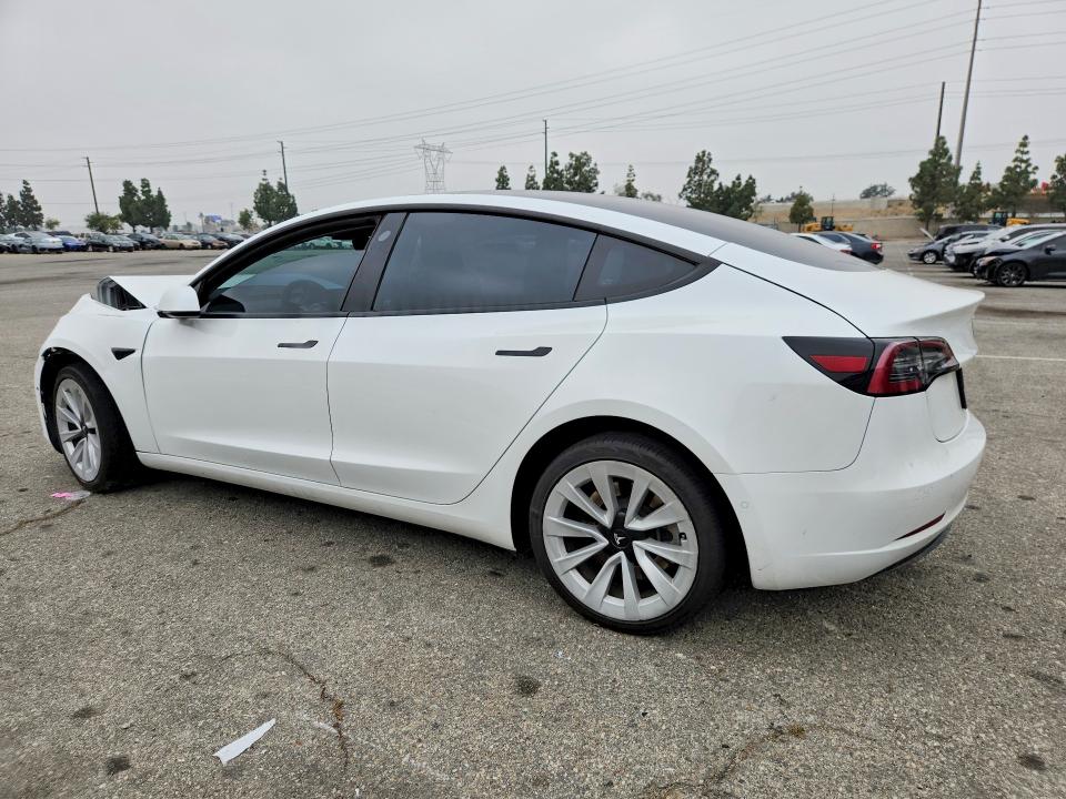 76612145 :رقم المزاد ، 5YJ3E1EA0MF070675 vin ، 2021 Tesla Model 3 مزاد بيع
