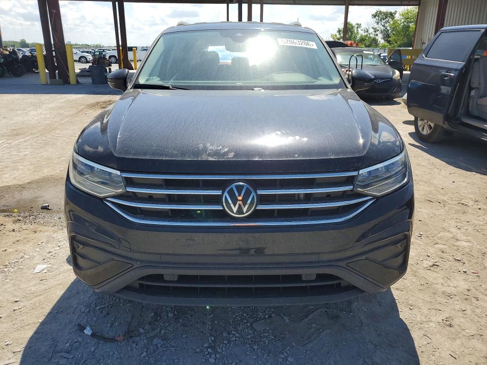 Продажа на аукционе авто 2022 Volkswagen Tiguan, vin: 3VV3B7AX3NM018204, номер лота: 52063206