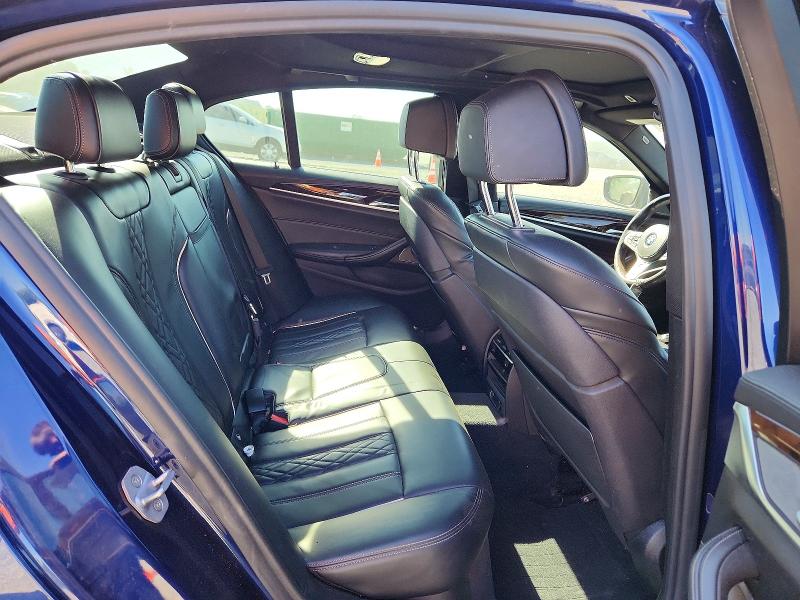 51429456 :رقم المزاد ، WBAJE7C59JWD52028 vin ، 2018 Bmw 540 مزاد بيع