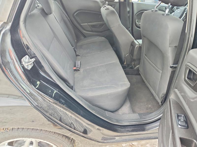 52885736 :رقم المزاد ، 3FADP4BJ5JM116566 vin ، 2018 Ford Fiesta مزاد بيع