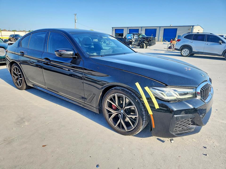53647026 :رقم المزاد ، WBA53BH0XMCF99586 vin ، 2021 Bmw 530 مزاد بيع