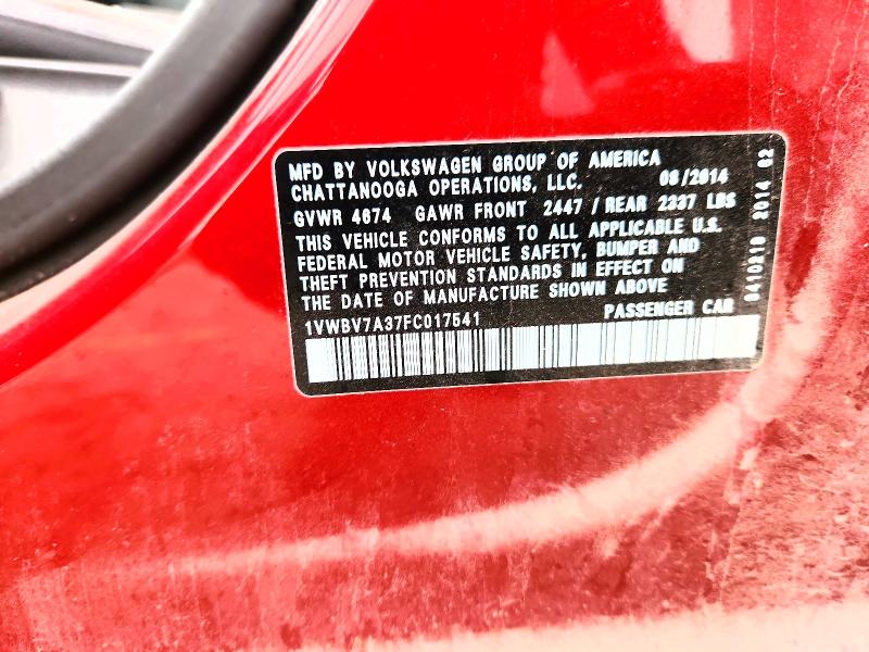 54156236 :رقم المزاد ، 1VWBV7A37FC017541 vin ، 2015 Volkswagen Passat مزاد بيع