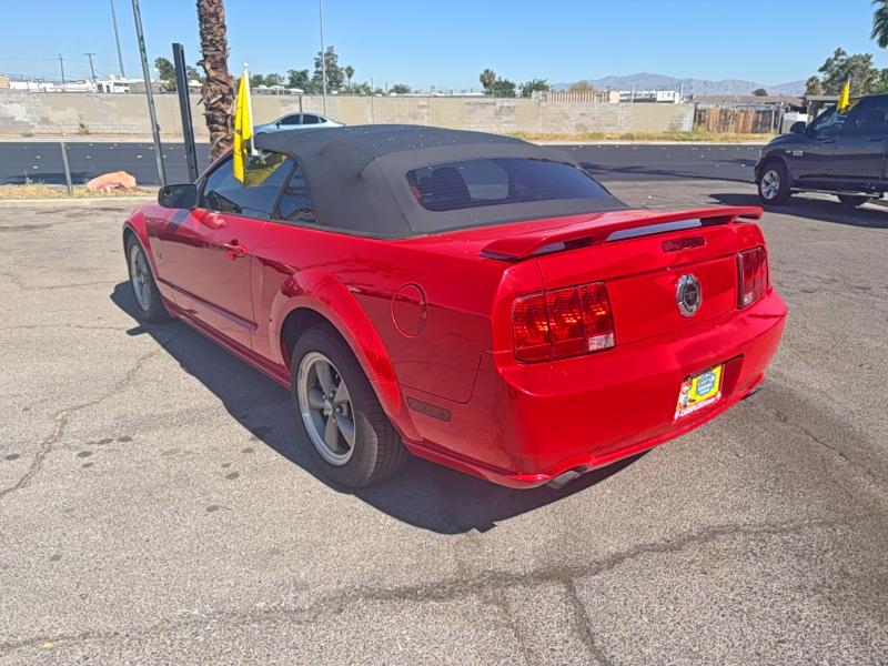 2006 Ford Mustang მანქანა იყიდება აუქციონზე, vin: 1ZVHT85H765180237, აუქციონის ნომერი: 53221716