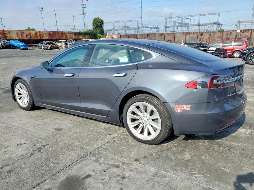 Продаж на аукціоні авто 2018 Tesla Model S, vin: 5YJSA1E22JF273983, номер лоту: 54536466