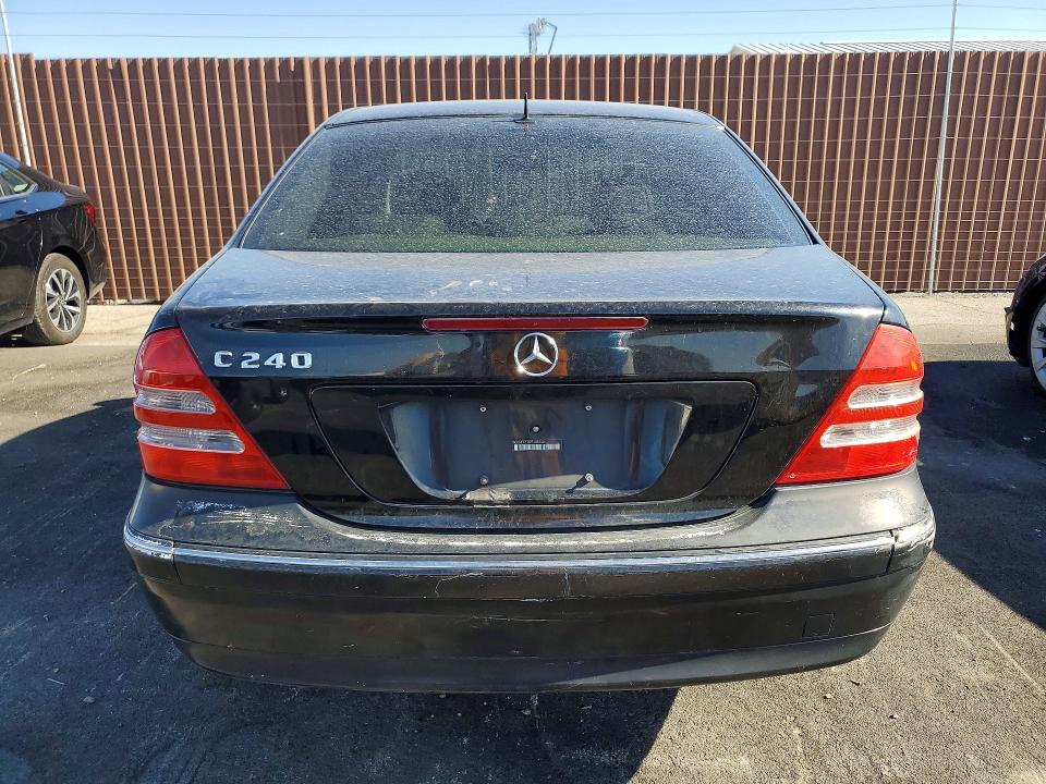 52878366 :رقم المزاد ، WDBRF61J42F135982 vin ، 2002 Mercedes-benz C مزاد بيع