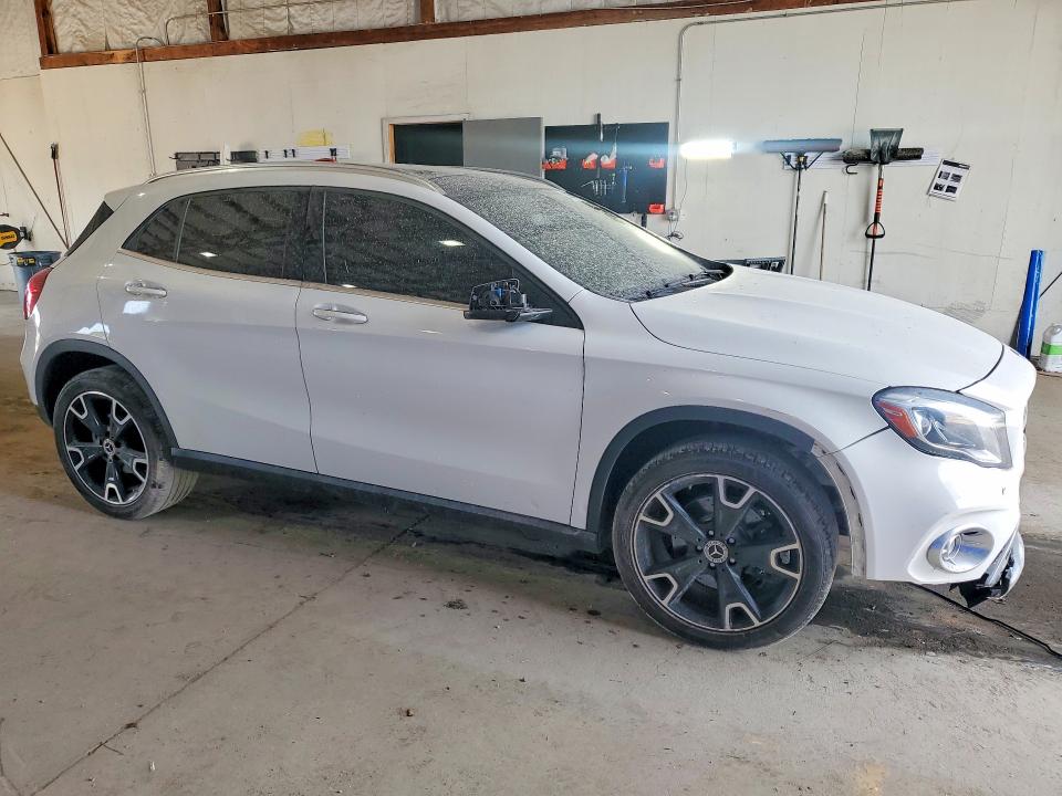 2019 Mercedes-benz 250 მანქანა იყიდება აუქციონზე, vin: WDCTG4GB4KJ547657, აუქციონის ნომერი: 53265546