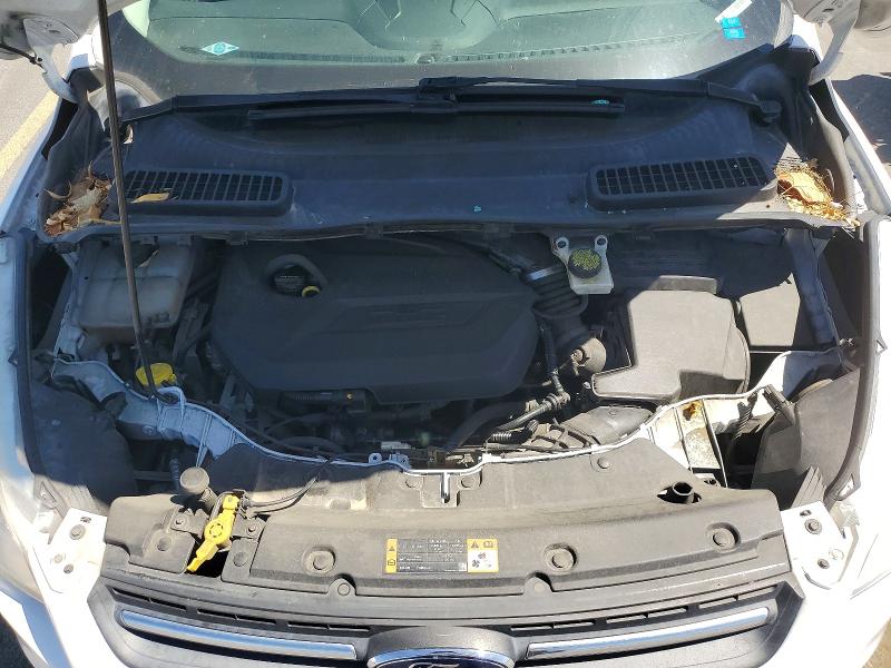 53660846 :رقم المزاد ، 1FMCU0GX8FUA68273 vin ، 2015 Ford Escape مزاد بيع