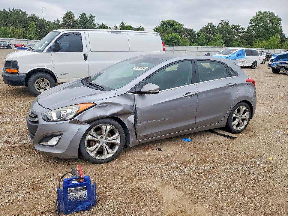 2013 Hyundai Elantra Gt მანქანა იყიდება აუქციონზე, vin: KMHD35LE8DU110639, აუქციონის ნომერი: 53803156