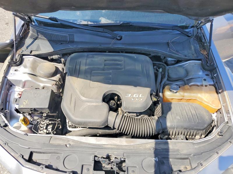 2016 Chrysler 300 მანქანა იყიდება აუქციონზე, vin: 2C3CCABG9GH223975, აუქციონის ნომერი: 53714186