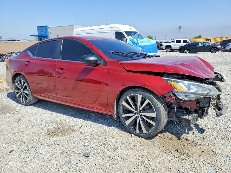 53455606 :رقم المزاد ، 1N4BL4CV3MN340398 vin ، 2021 Nissan Altima مزاد بيع