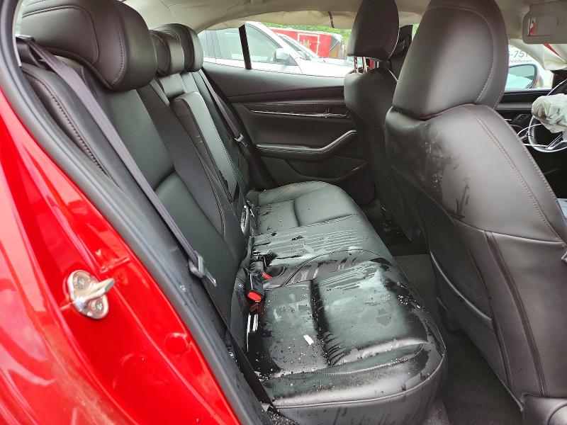 54577946 :رقم المزاد ، JM1BPBCL8M1342947 vin ، 2021 Mazda 3 مزاد بيع
