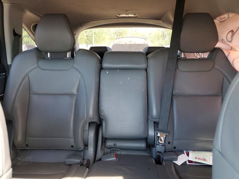 52028356 :رقم المزاد ، 5FRYD4H83FB018557 vin ، 2015 Acura Mdx مزاد بيع