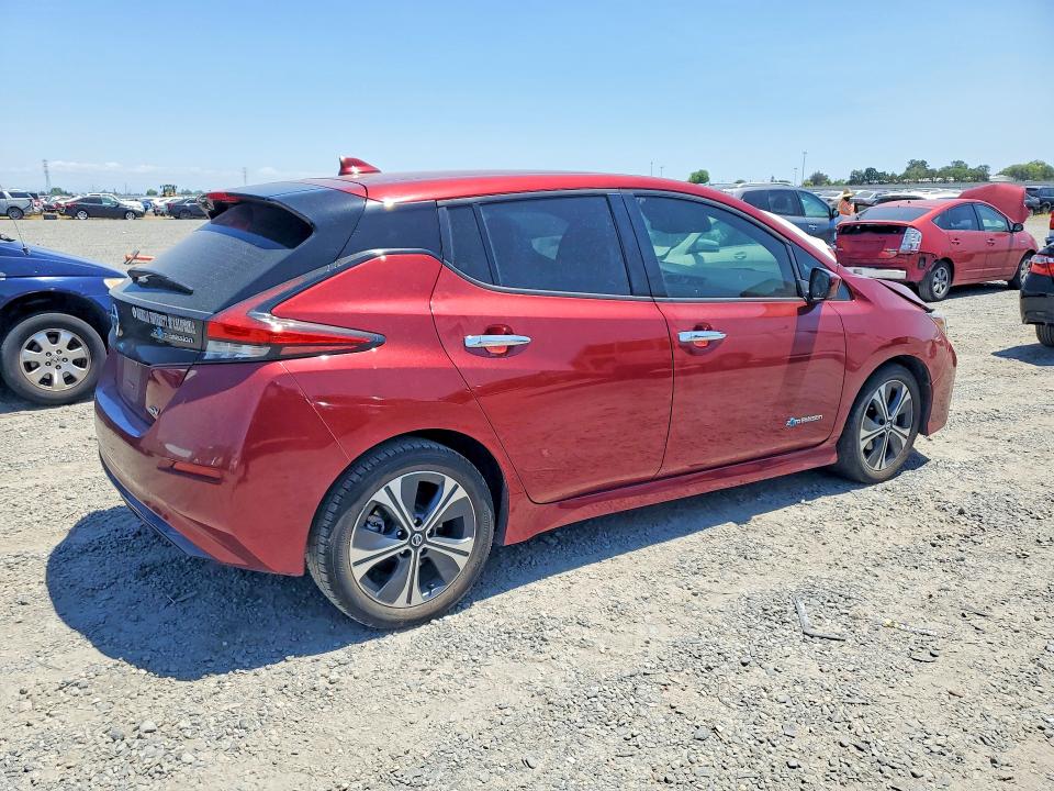 53285436 :رقم المزاد ، 1N4AZ1CP1JC308437 vin ، 2018 Nissan Leaf مزاد بيع