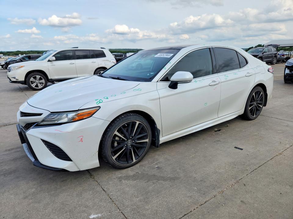 55052966 :رقم المزاد ، 4T1BZ1HK1KU026799 vin ، 2019 Toyota Camry مزاد بيع