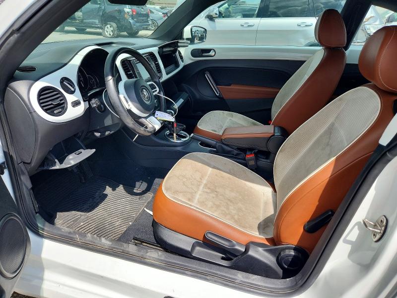 54146626 :رقم المزاد ، 3VWF17AT0HM624752 vin ، 2017 Volkswagen Beetle مزاد بيع