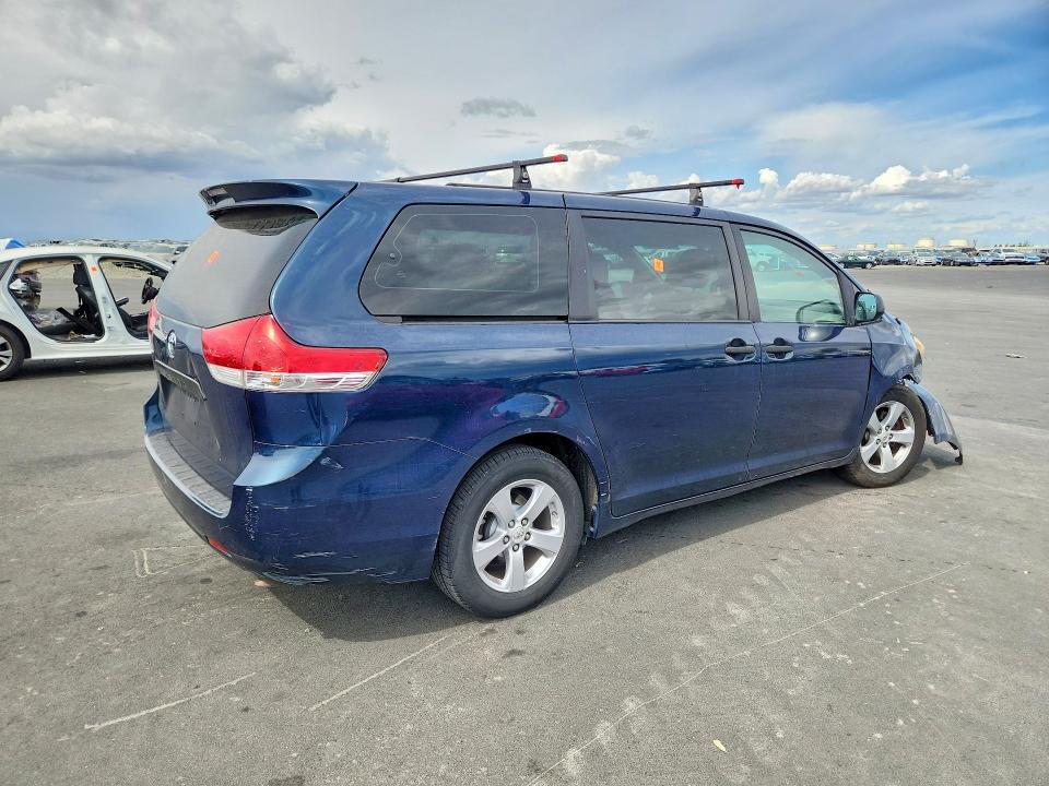 Продаж на аукціоні авто 2012 Toyota Sienna, vin: 5TDZK3DC0CS200563, номер лоту: 55040886