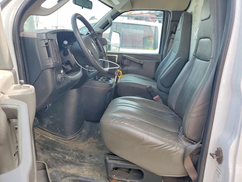 53458056 :رقم المزاد ، 7GZ37TC74NN012023 vin ، 2022 Gmc Savana مزاد بيع