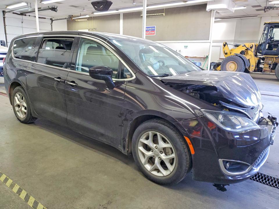 Продажа на аукционе авто 2017 Chrysler Pacifica, vin: 2C4RC1BG2HR833234, номер лота: 53277106