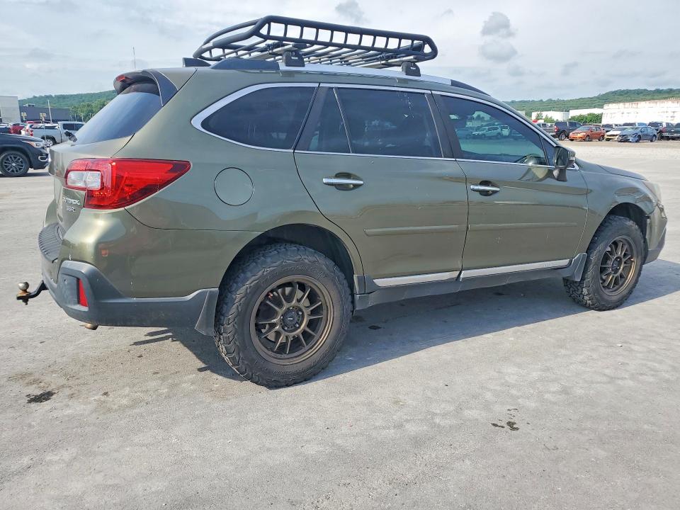 55209046 :رقم المزاد ، 4S4BSETC2J3219995 vin ، 2018 Subaru Outback مزاد بيع