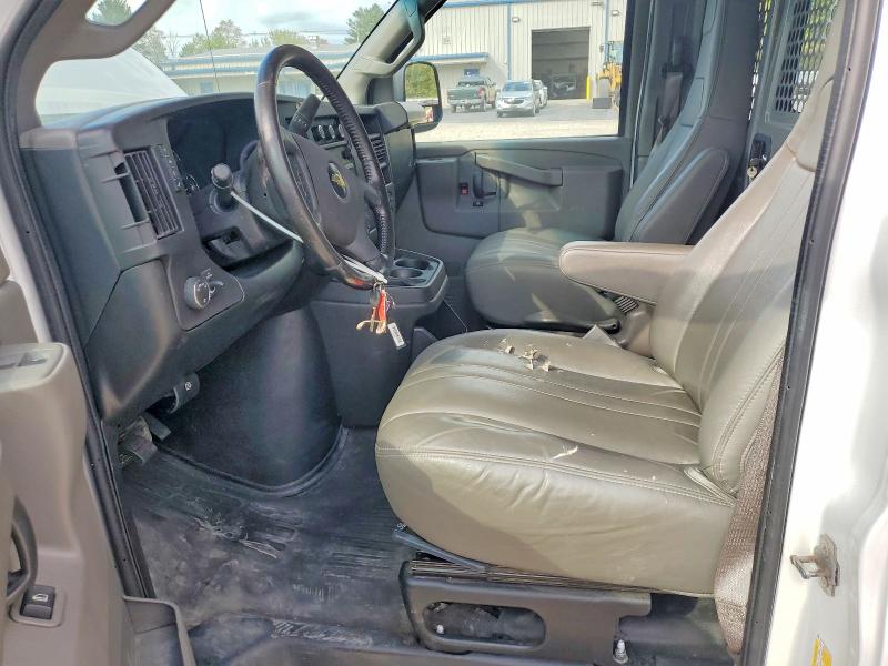 2020 Chevrolet Express G2500 მანქანა იყიდება აუქციონზე, vin: 1GCWGAFP8L1275212, აუქციონის ნომერი: 52385946