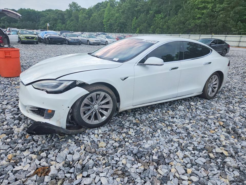Продаж на аукціоні авто 2017 Tesla Model S, vin: 5YJSA1E17HF185643, номер лоту: 54551426