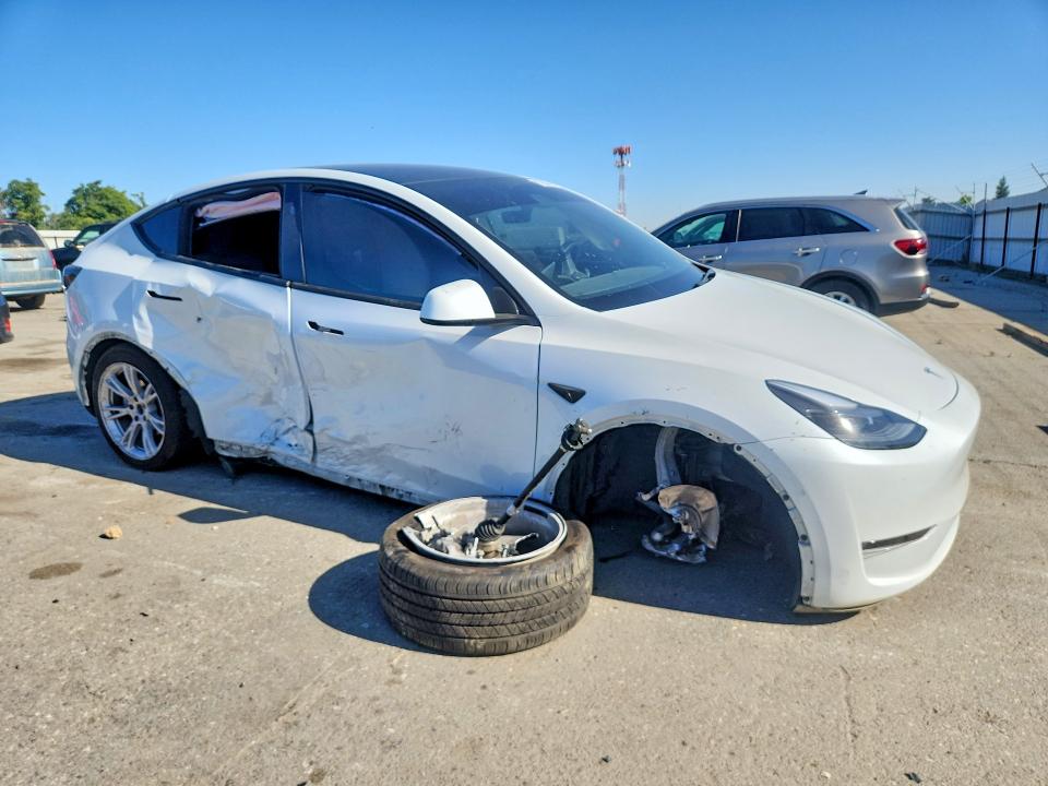 Продаж на аукціоні авто 2024 Tesla Model Y, vin: 7SAYGDEE5RF077846, номер лоту: 53660426