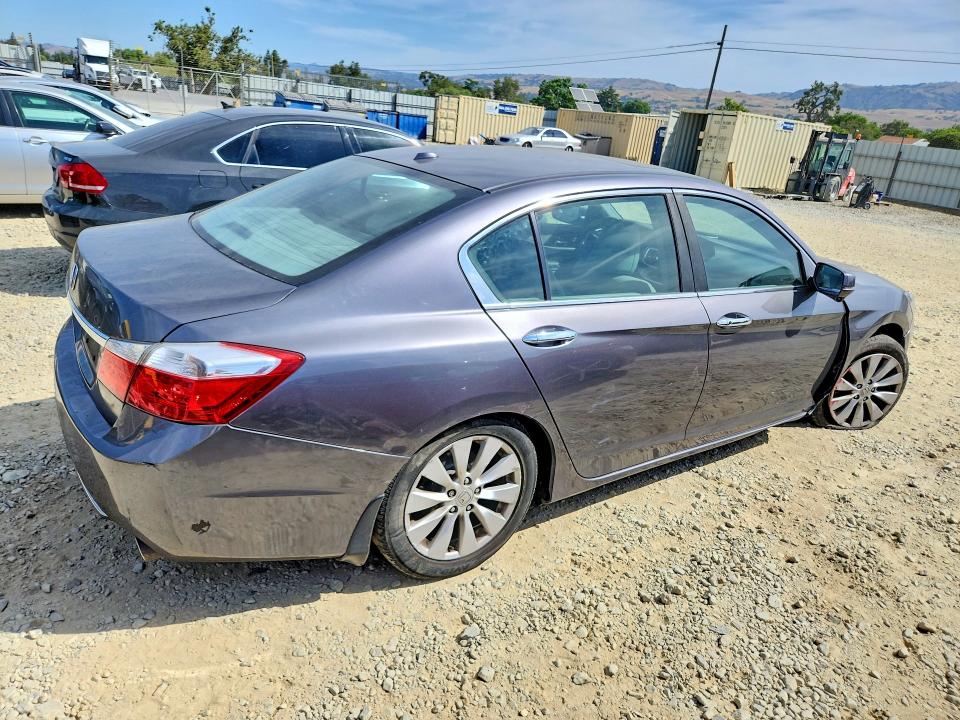 Продаж на аукціоні авто 2015 Honda Accord, vin: 1HGCR2F86FA033374, номер лоту: 60424816