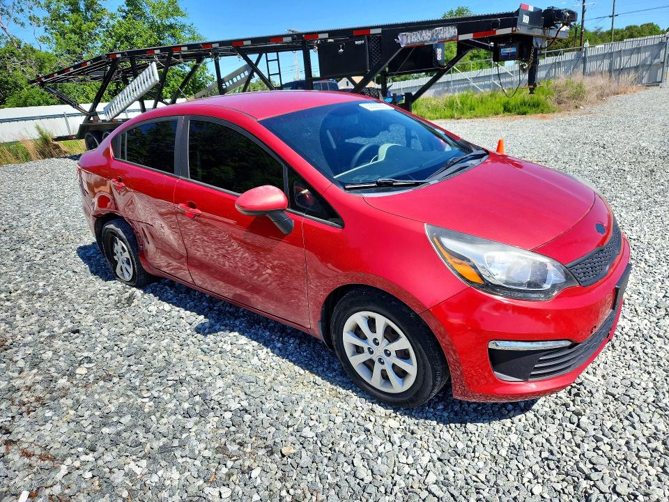 55948706 :رقم المزاد ، KNADM4A39H6118365 vin ، 2017 Kia Rio مزاد بيع