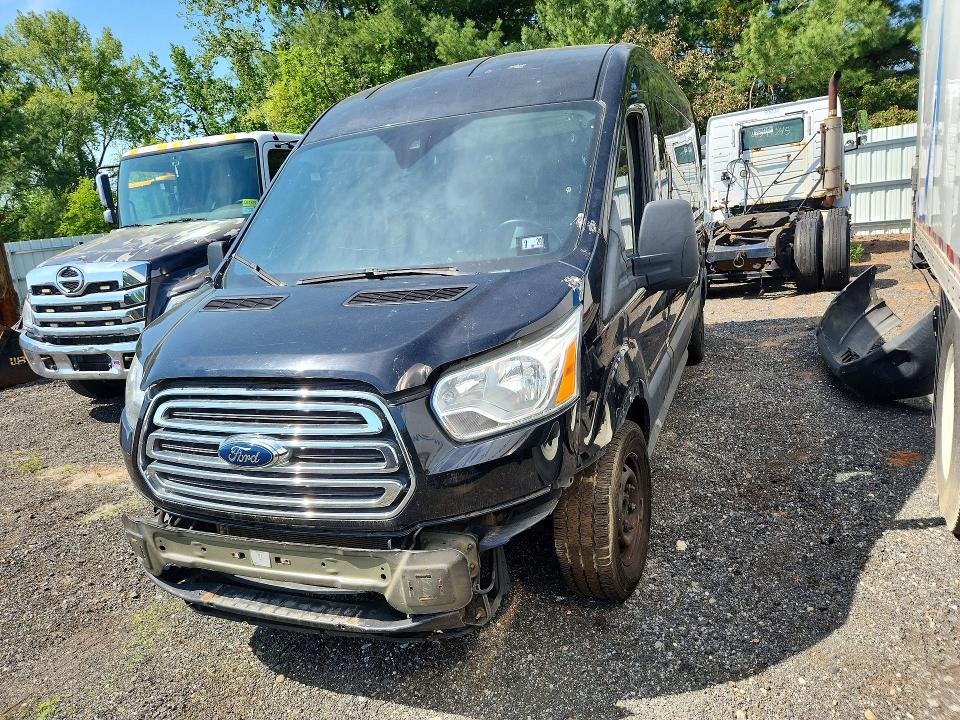 53480516 :رقم المزاد ، 1FBAX2CM5HKA45952 vin ، 2017 Ford Transit مزاد بيع