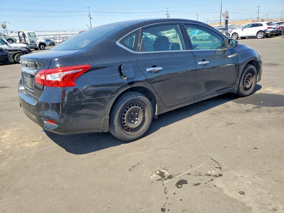 2017 Nissan Sentra მანქანა იყიდება აუქციონზე, vin: 3N1AB7AP8HY250562, აუქციონის ნომერი: 52435076