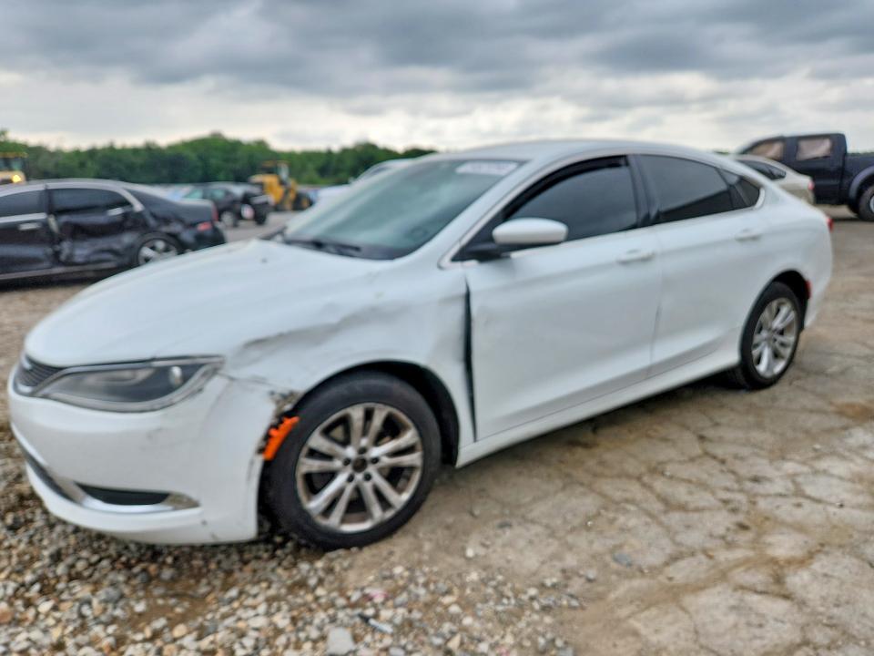 Auction sale of the 2015 Chrysler 200, vin: 1C3CCCAB3FN608472, lot number: 54623266
