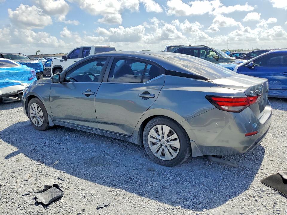 54670356 :رقم المزاد ، 3N1AB8BV7MY216867 vin ، 2021 Nissan Sentra مزاد بيع