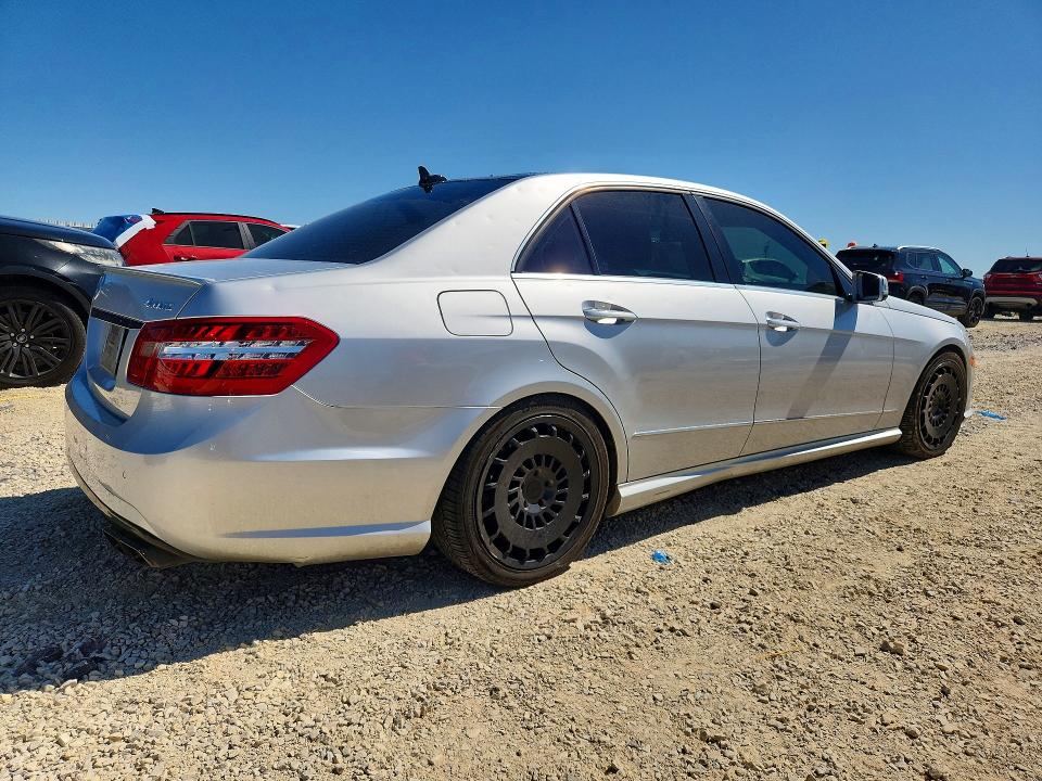 2011 Mercedes-benz E მანქანა იყიდება აუქციონზე, vin: WDDHF9AB6BA424596, აუქციონის ნომერი: 52779866