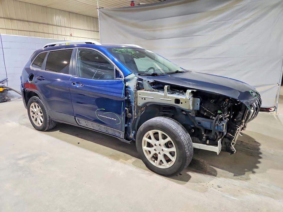 Продажа на аукционе авто 2018 Jeep Cherokee, vin: 1C4PJMLX5JD522306, номер лота: 53072836