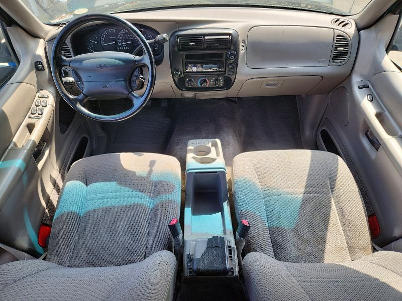 52939576 :رقم المزاد ، 1FMZU62X9YZC31135 vin ، 2000 Ford Explorer مزاد بيع