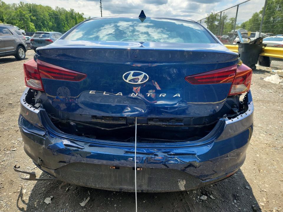 2020 Hyundai Elantra მანქანა იყიდება აუქციონზე, vin: 5NPD84LF9LH545767, აუქციონის ნომერი: 53095066