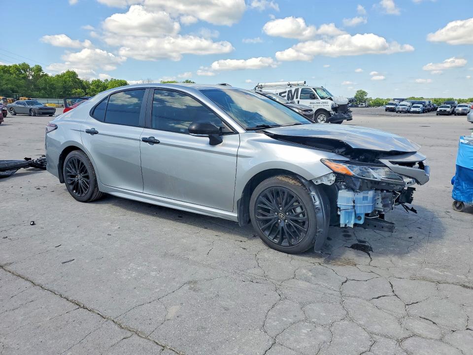 52369176 :رقم المزاد ، 4T1G11AK9NU024665 vin ، 2022 Toyota Camry مزاد بيع