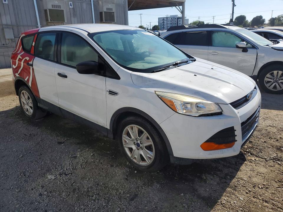 53773406 :رقم المزاد ، 1FMCU0F71FUA45452 vin ، 2015 Ford Escape مزاد بيع