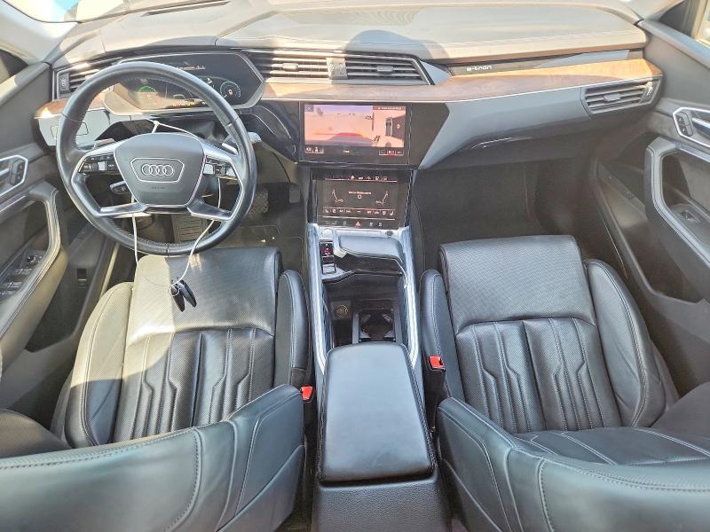 Продажа на аукционе авто 2019 Audi E-tron, vin: WA1VABGE0KB016507, номер лота: 52081146